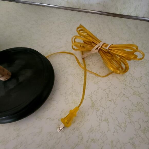 Chinoiserie Blanc de Chine pierce porcelain table lamp Black Base White Table - Picture 6 of 10